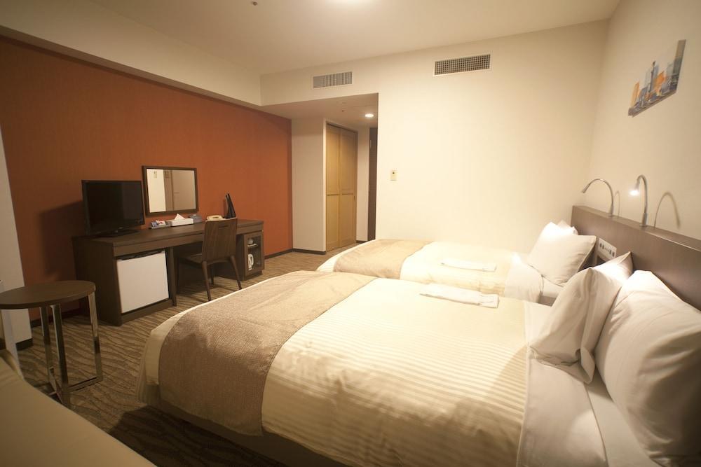 โฮเต็ล พอร์ต พลาซ่า ชิบะ Hotel ภายนอก รูปภาพ A room at the hotel