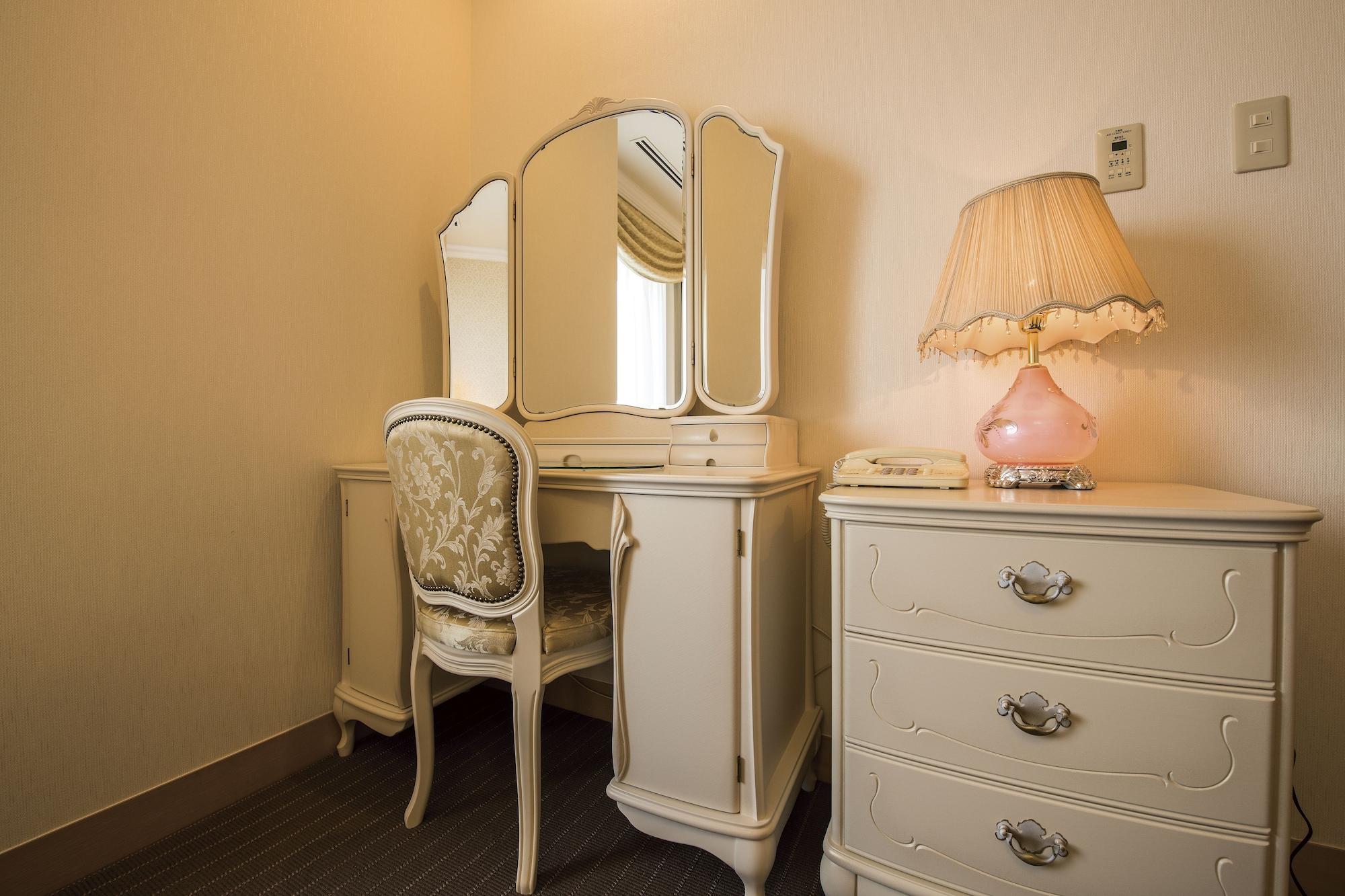 โฮเต็ล พอร์ต พลาซ่า ชิบะ Hotel ภายนอก รูปภาพ A dressing table