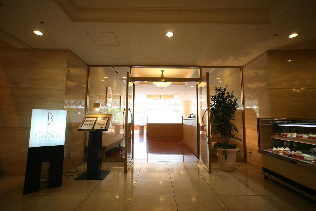 โฮเต็ล พอร์ต พลาซ่า ชิบะ Hotel ภายนอก รูปภาพ Entrance to the club