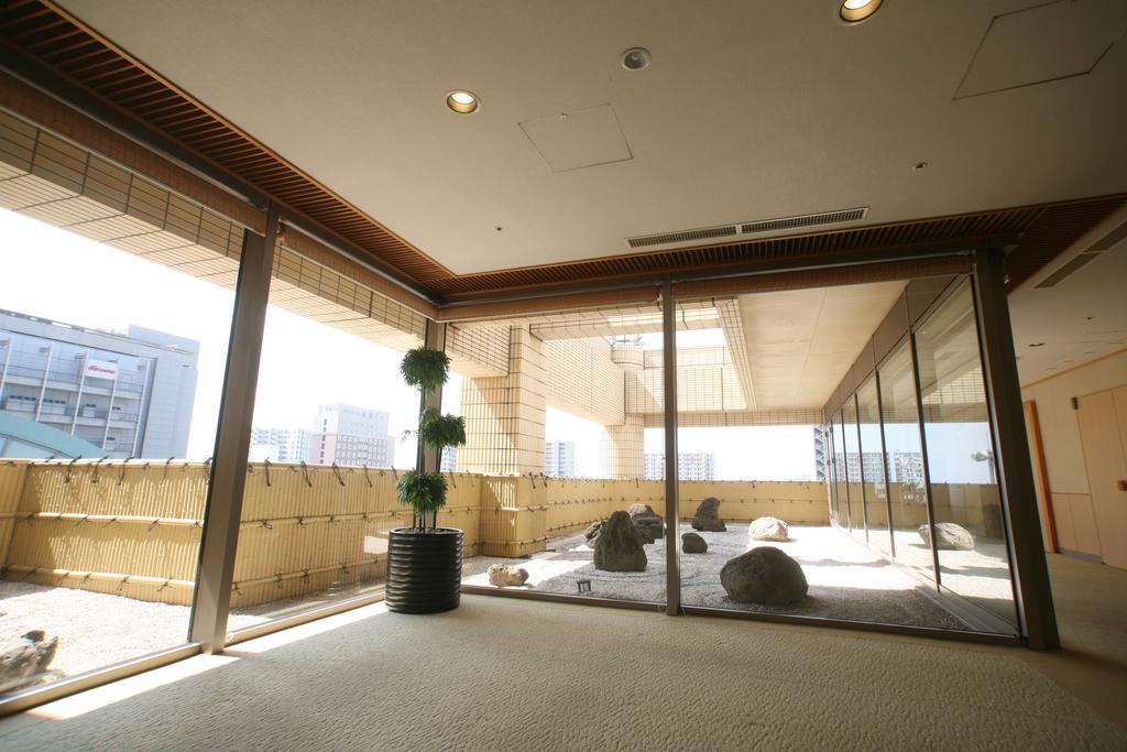 โฮเต็ล พอร์ต พลาซ่า ชิบะ Hotel ภายนอก รูปภาพ A tea room at the Kyoto International Conference Center